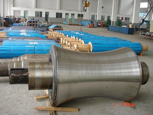 중국 강철 회전 선반 기계를 곧게 펴는 뜨거운 강철 롤러 선반 Rolls를 위한 높은 간격 Adamite Rolls 협력 업체